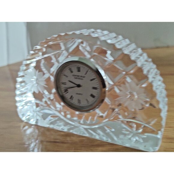 Vintage Edinburgh Crystal Quartz Clock Etched Floral 4" x 2 3/4" - Picture 8 of 9